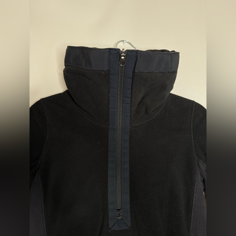 Lululemon Post Chaturanga Pullover Black size 4 - Picture 6 of 12